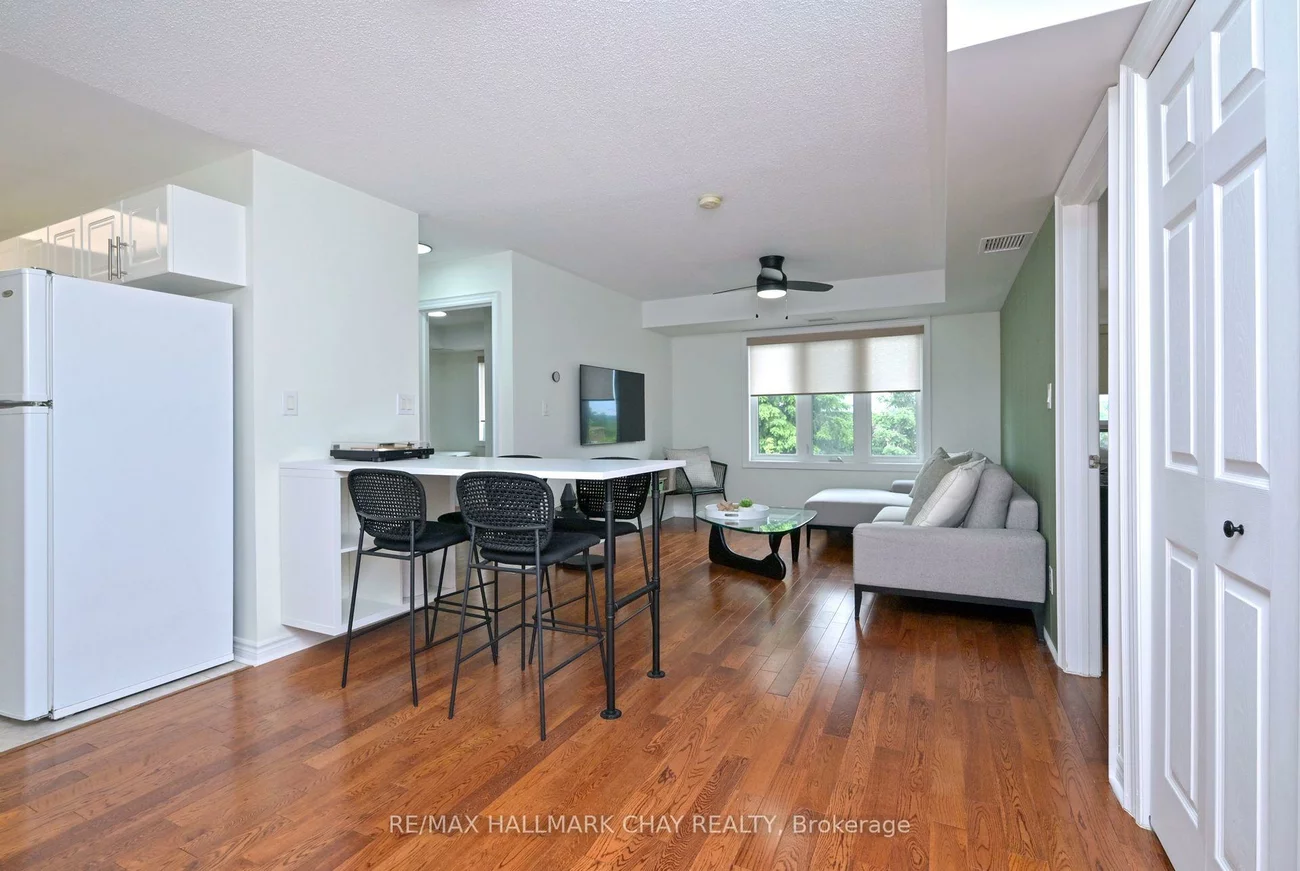 500, Mapleview, Holly, Barrie