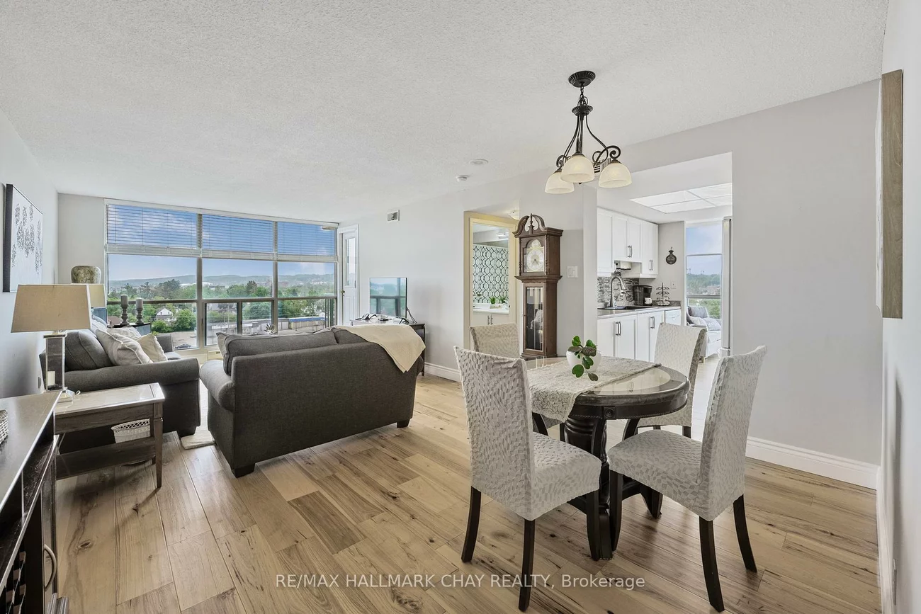 65, Ellen, Lakeshore, Barrie