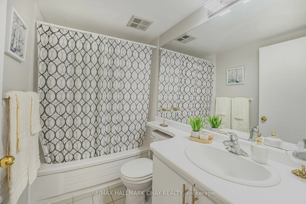 65, Ellen, Lakeshore, Barrie