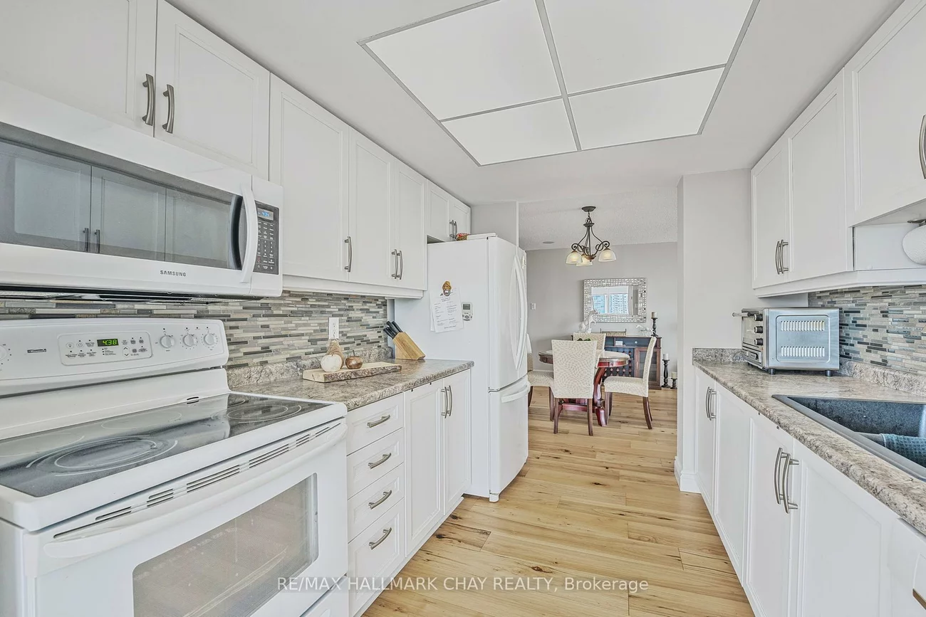 65, Ellen, Lakeshore, Barrie