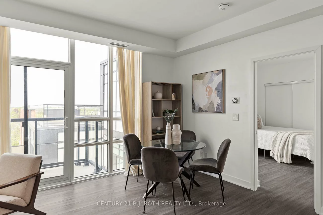 PH 681, YONGE, Painswick South, Barrie
