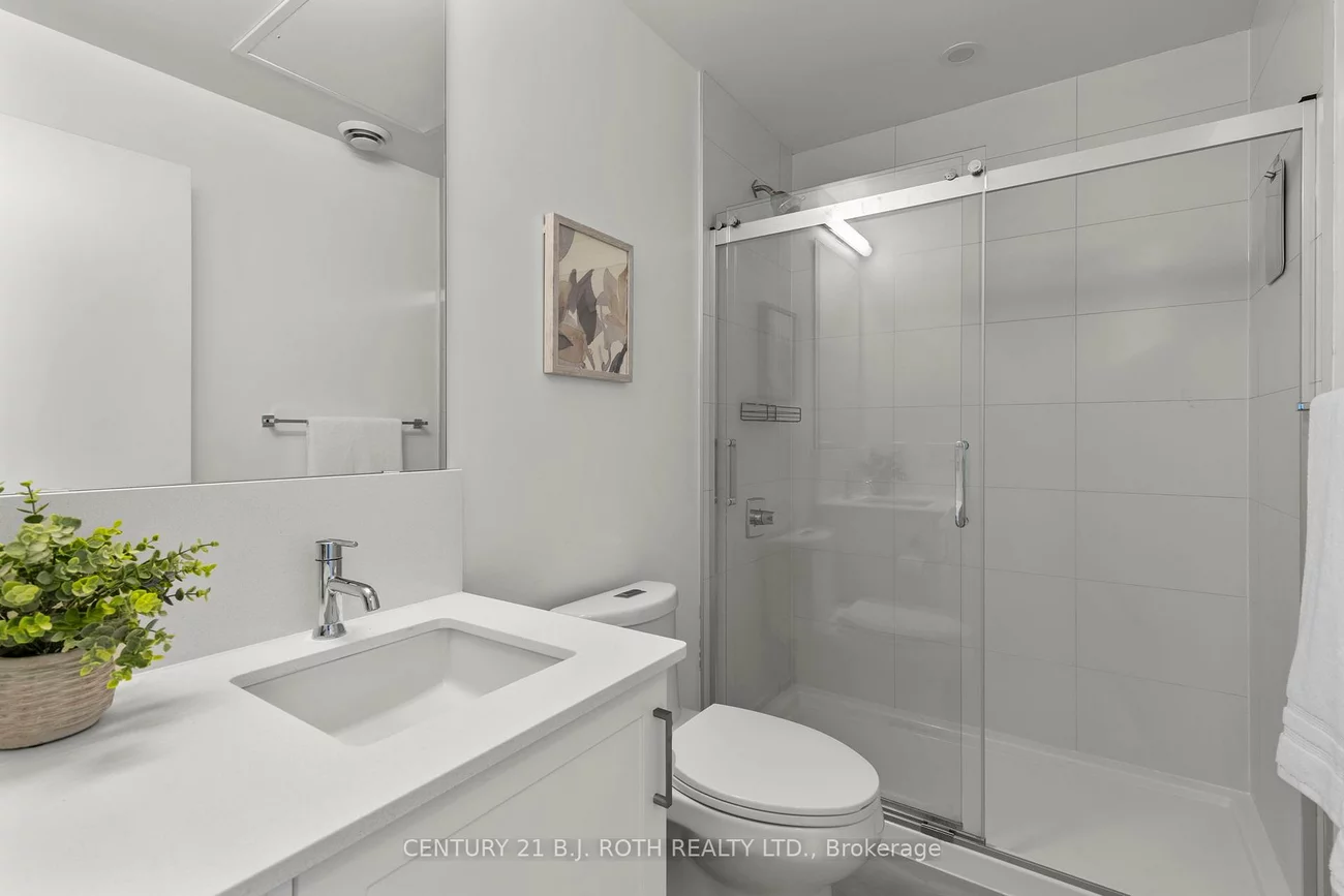 PH 681, YONGE, Painswick South, Barrie