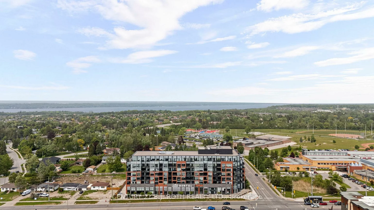 PH 681, YONGE, Painswick South, Barrie