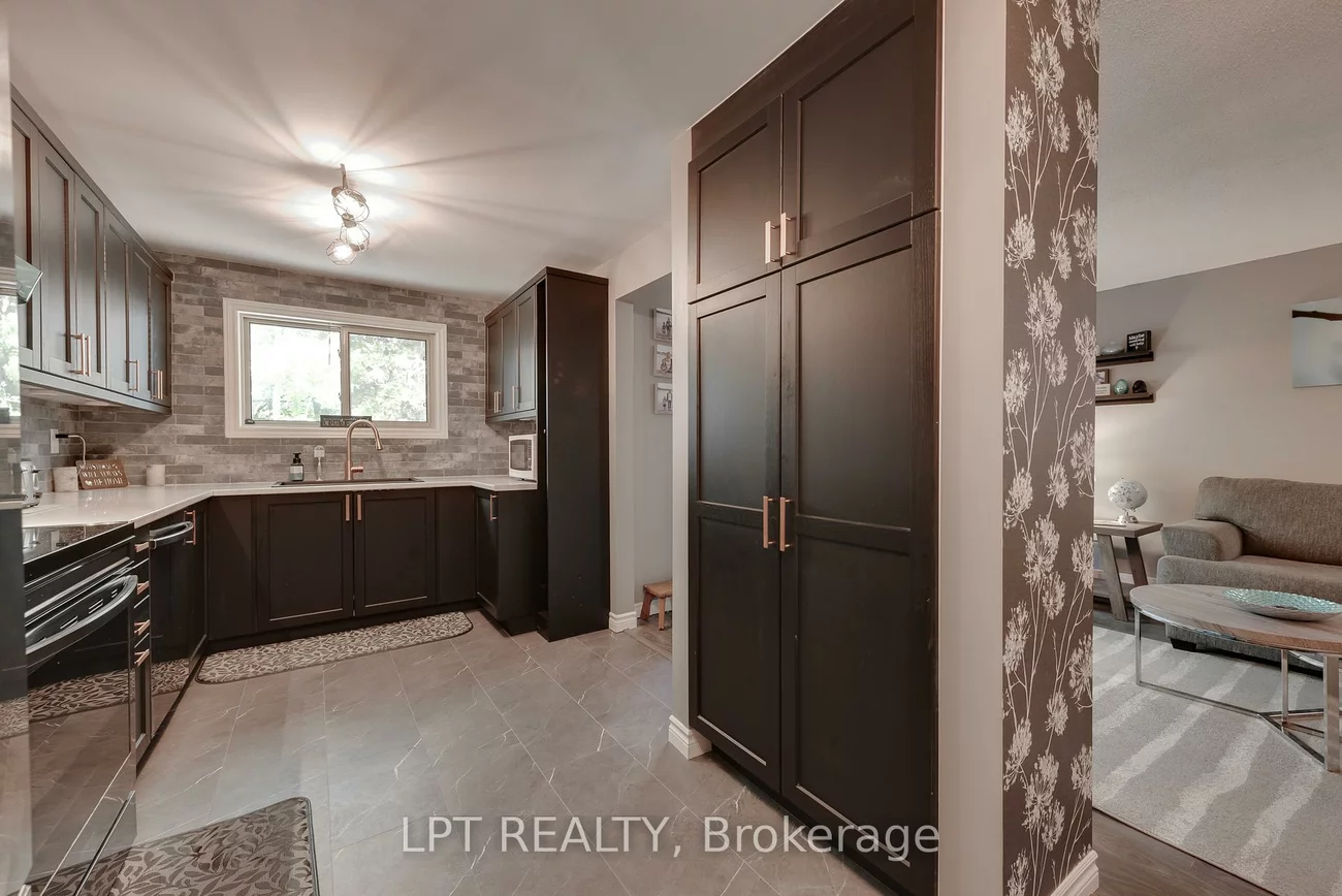 5, Evergreen, Ardagh, Barrie