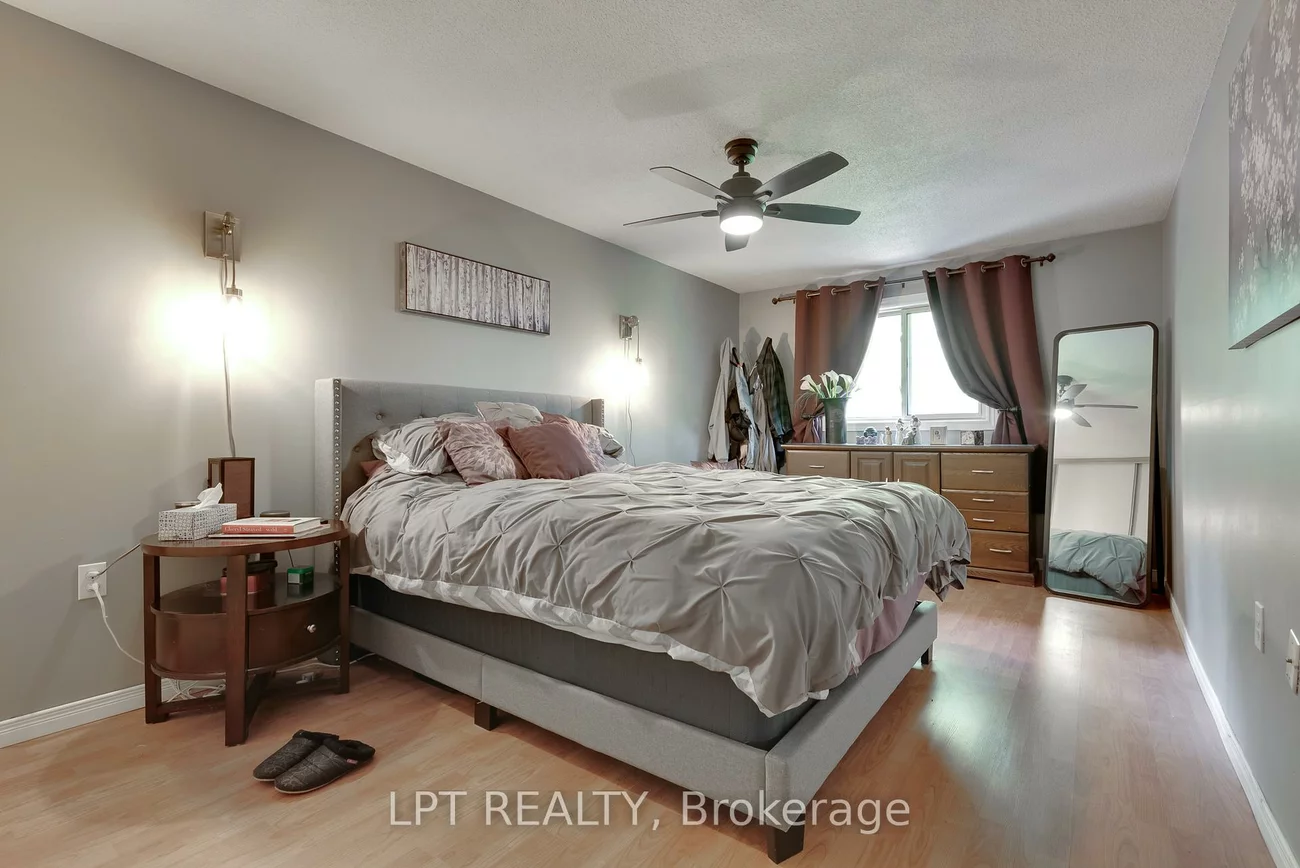 5, Evergreen, Ardagh, Barrie