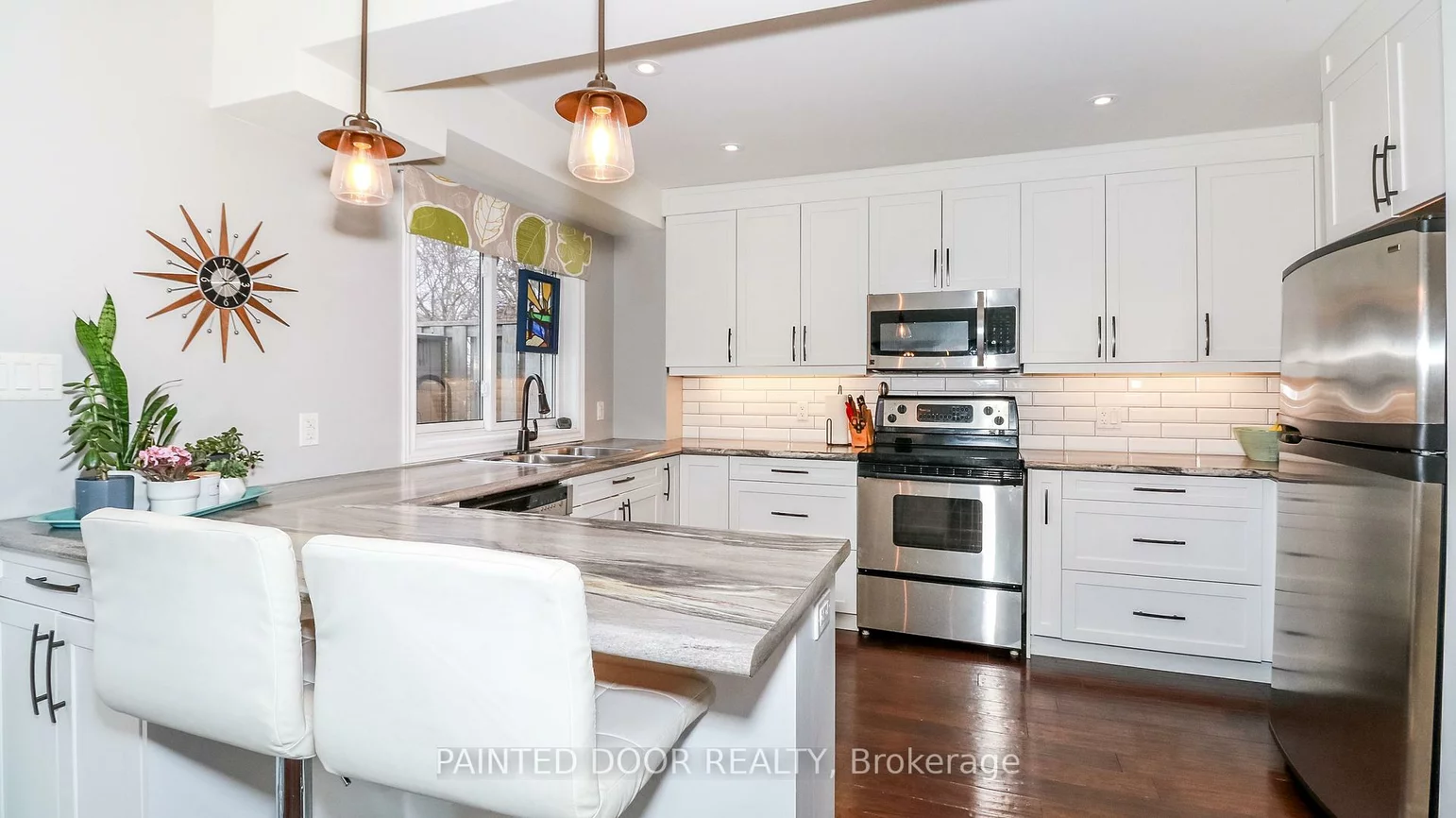28, Donald, Queen's Park, Barrie