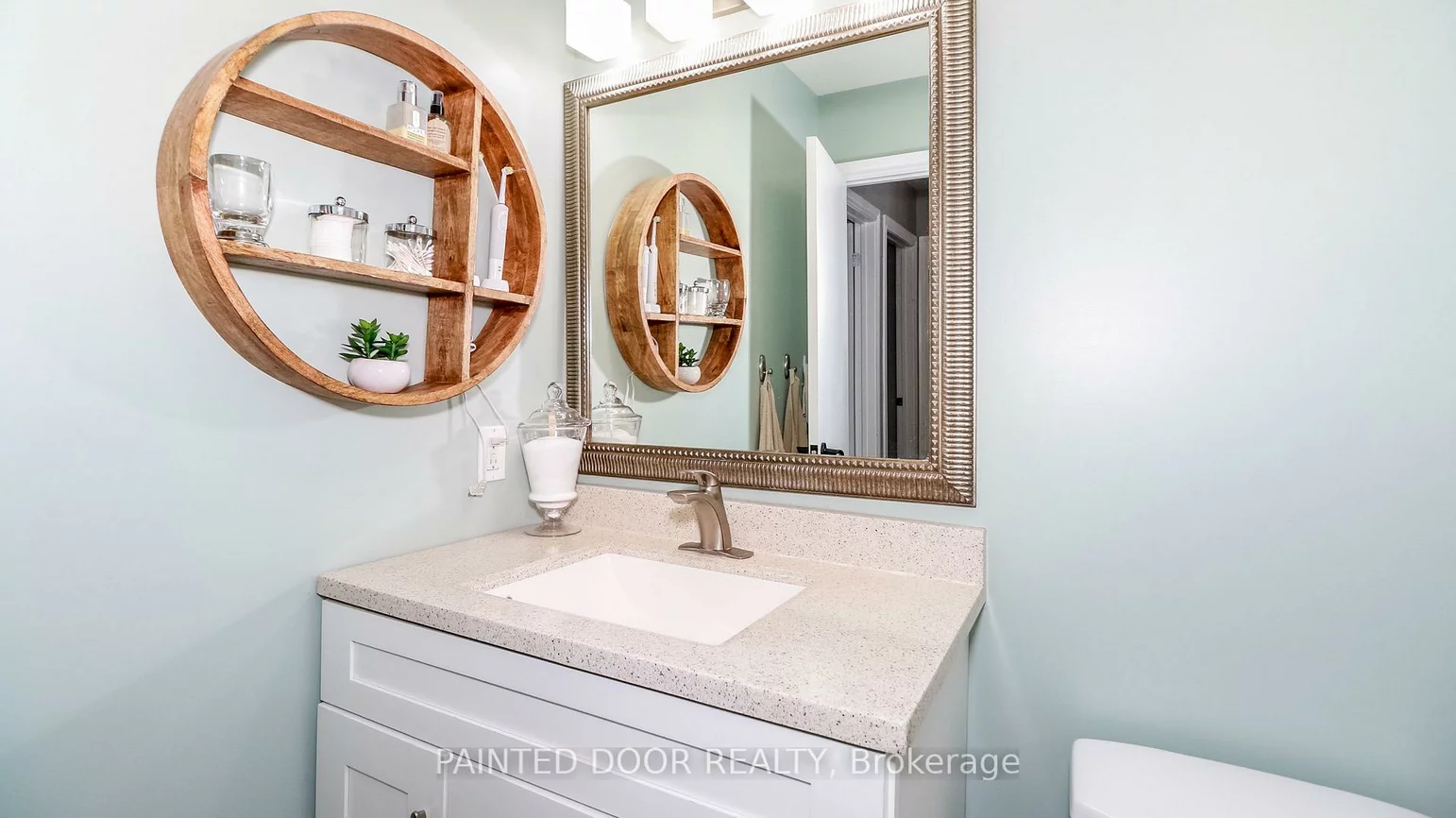 28, Donald, Queen's Park, Barrie