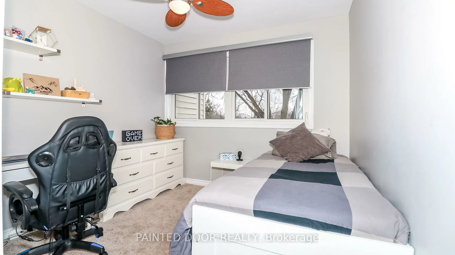 28, Donald, Queen's Park, Barrie