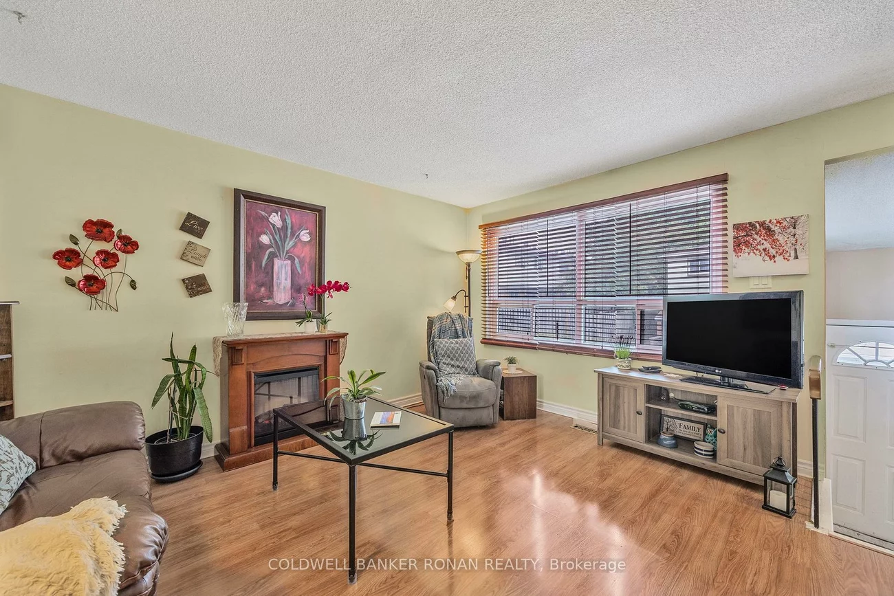 63, Ferris, Cundles East, Barrie