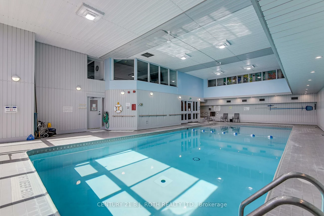 181, Collier, North Shore, Barrie