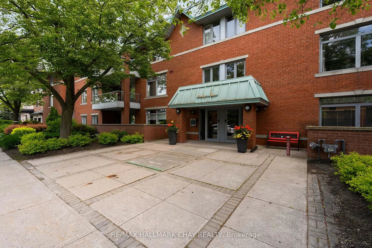 21, Kempenfelt, North Shore, Barrie
