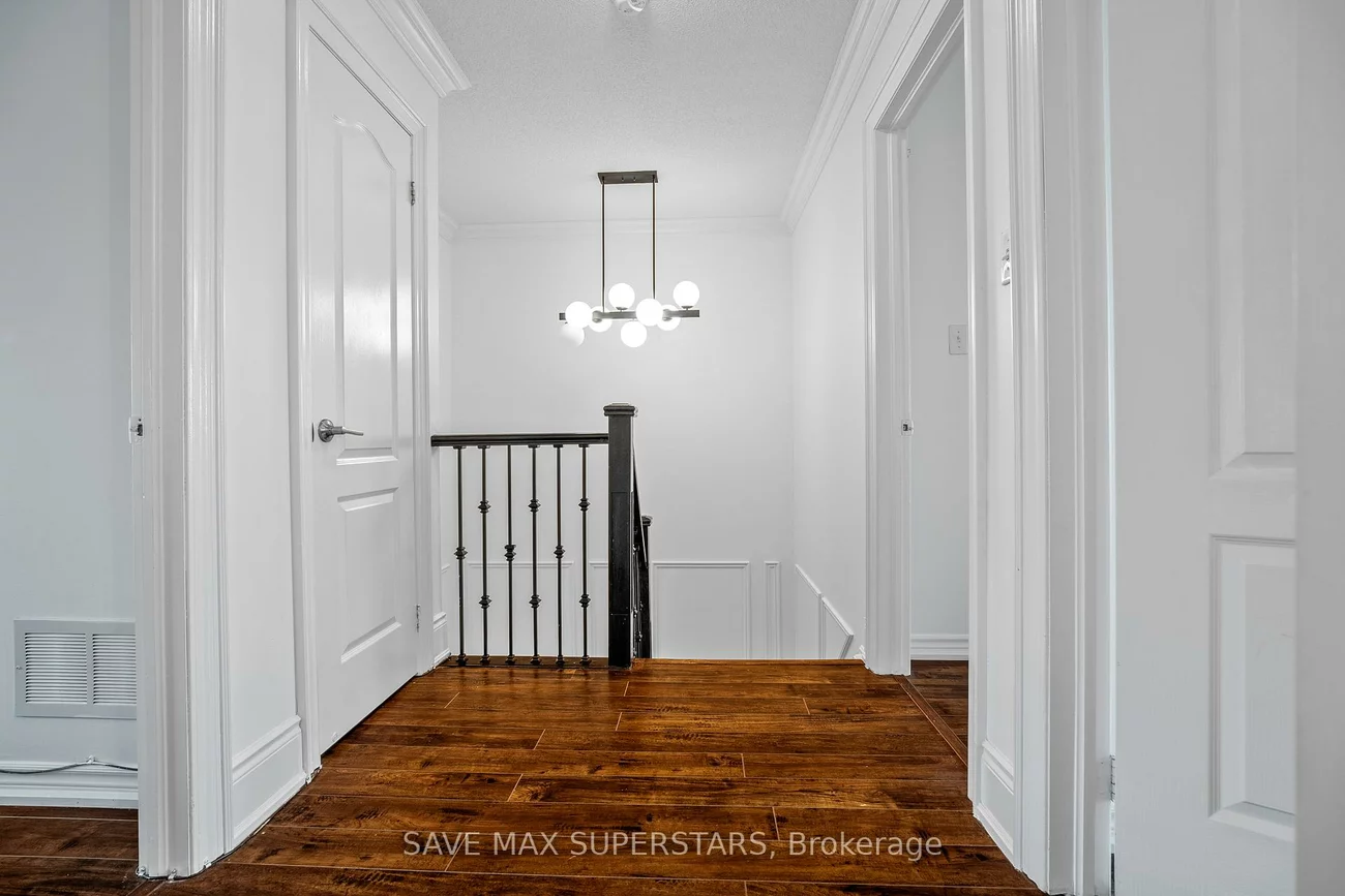 29, MADELAINE, Painswick South, Barrie