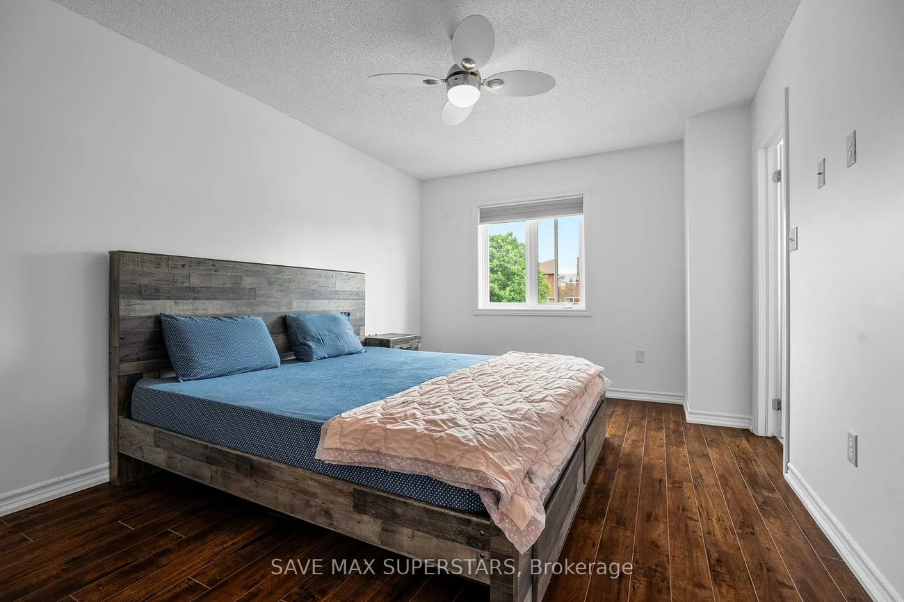 29, MADELAINE, Painswick South, Barrie