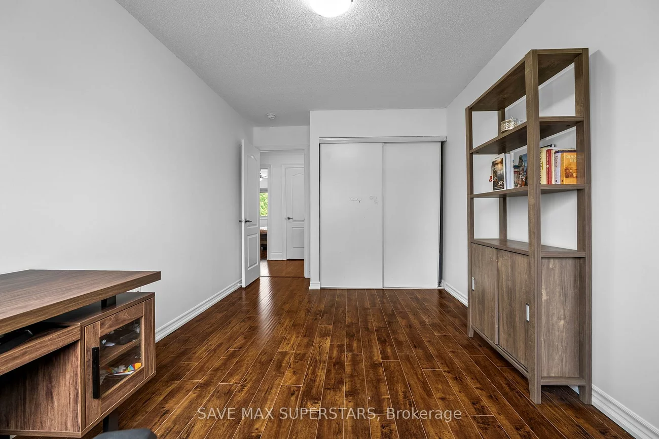 29, MADELAINE, Painswick South, Barrie