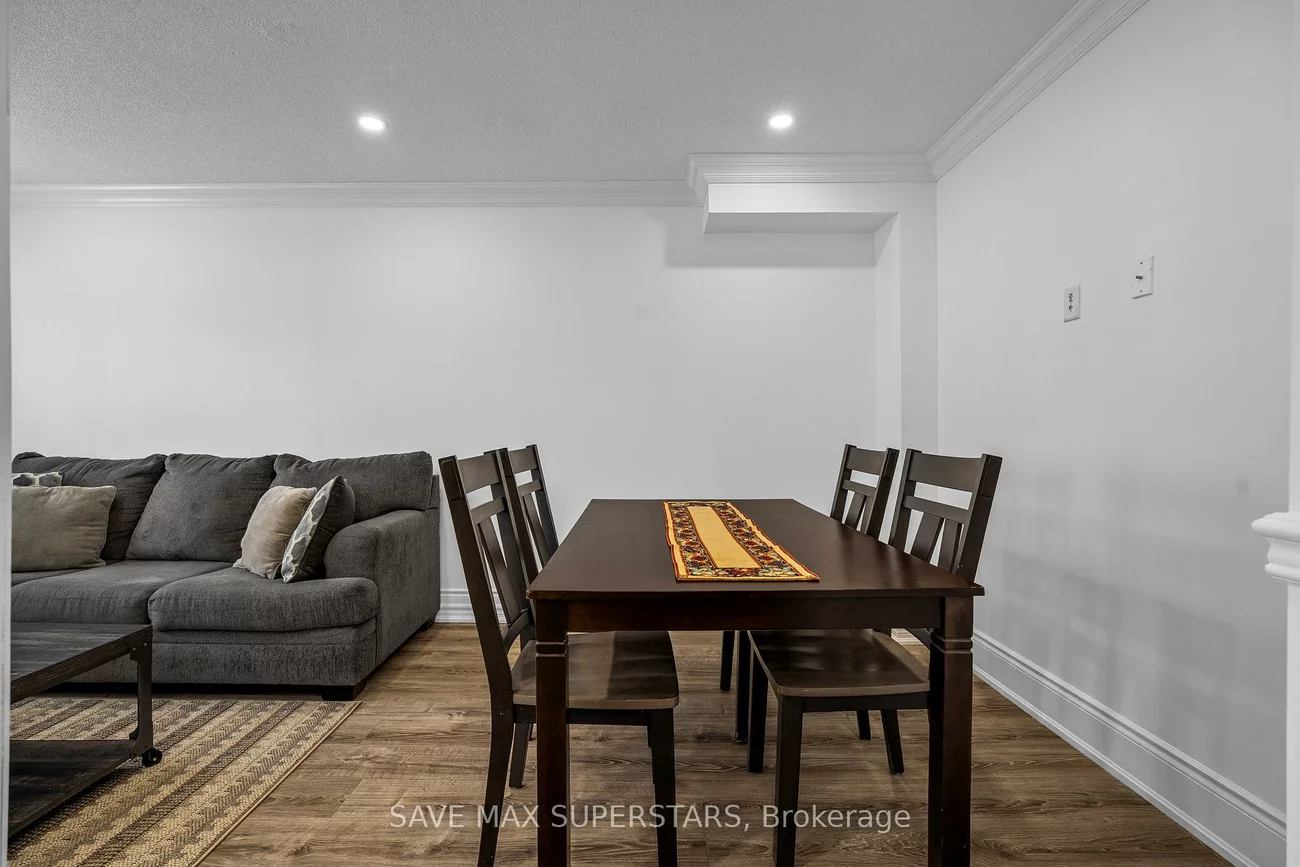 29, MADELAINE, Painswick South, Barrie