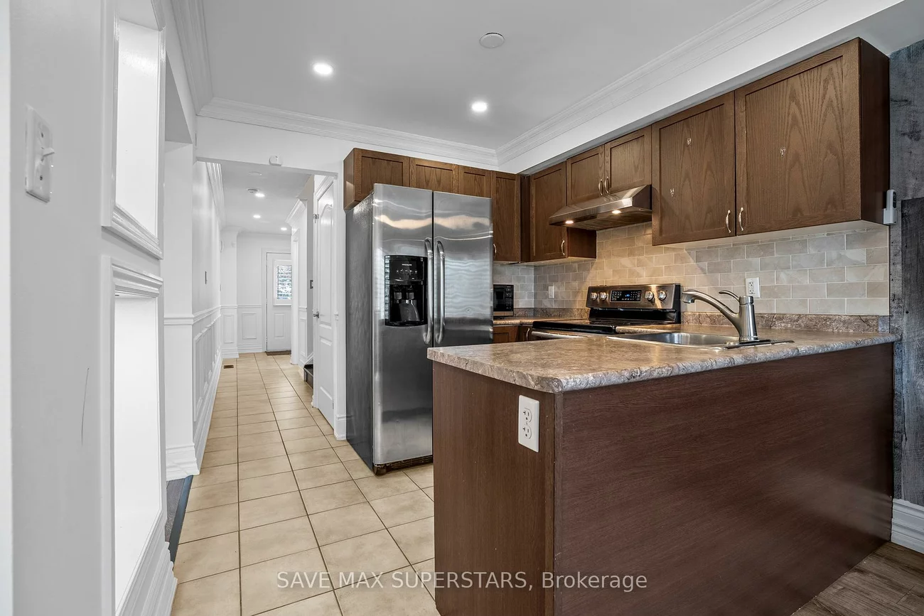 29, MADELAINE, Painswick South, Barrie