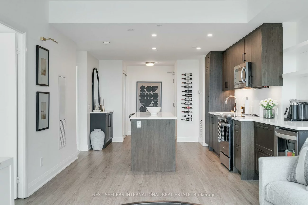 681, Yonge, Painswick South, Barrie