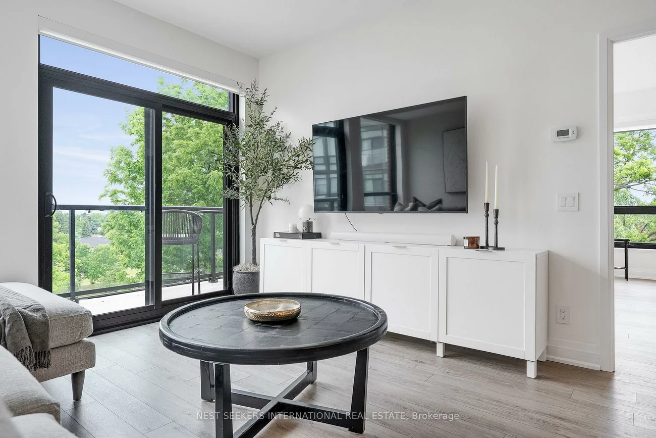 681, Yonge, Painswick South, Barrie