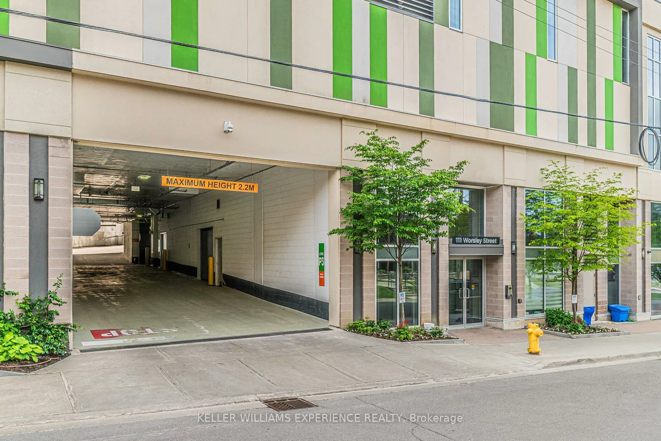 111, Worsley, City Centre, Barrie