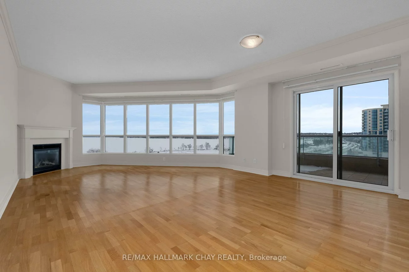 2, Toronto, City Centre, Barrie