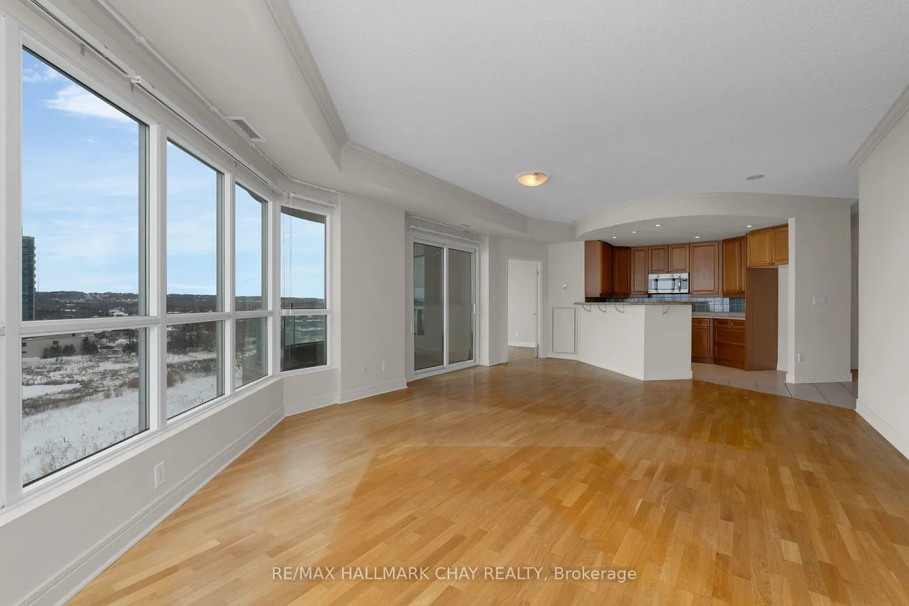 2, Toronto, City Centre, Barrie