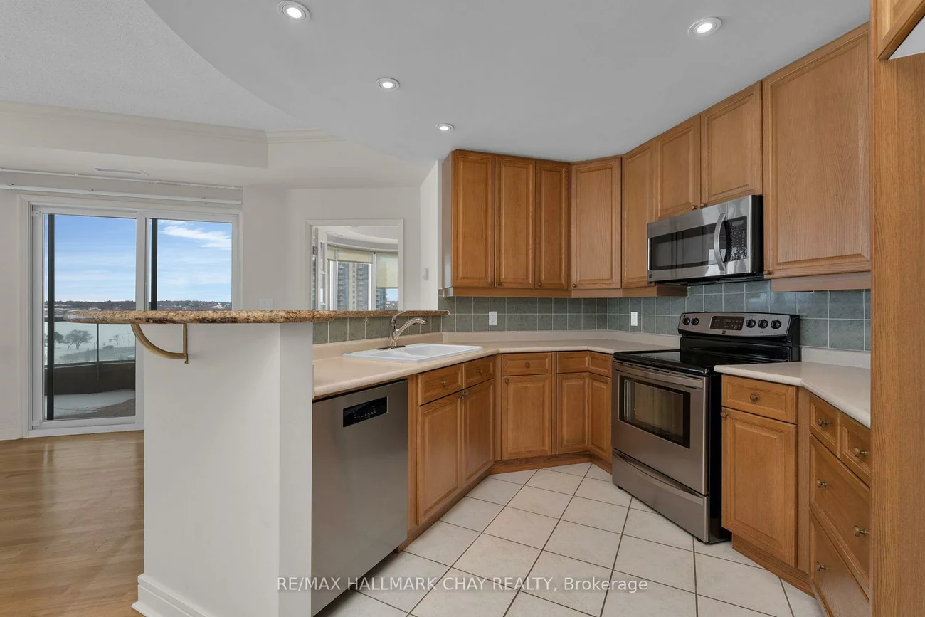 2, Toronto, City Centre, Barrie