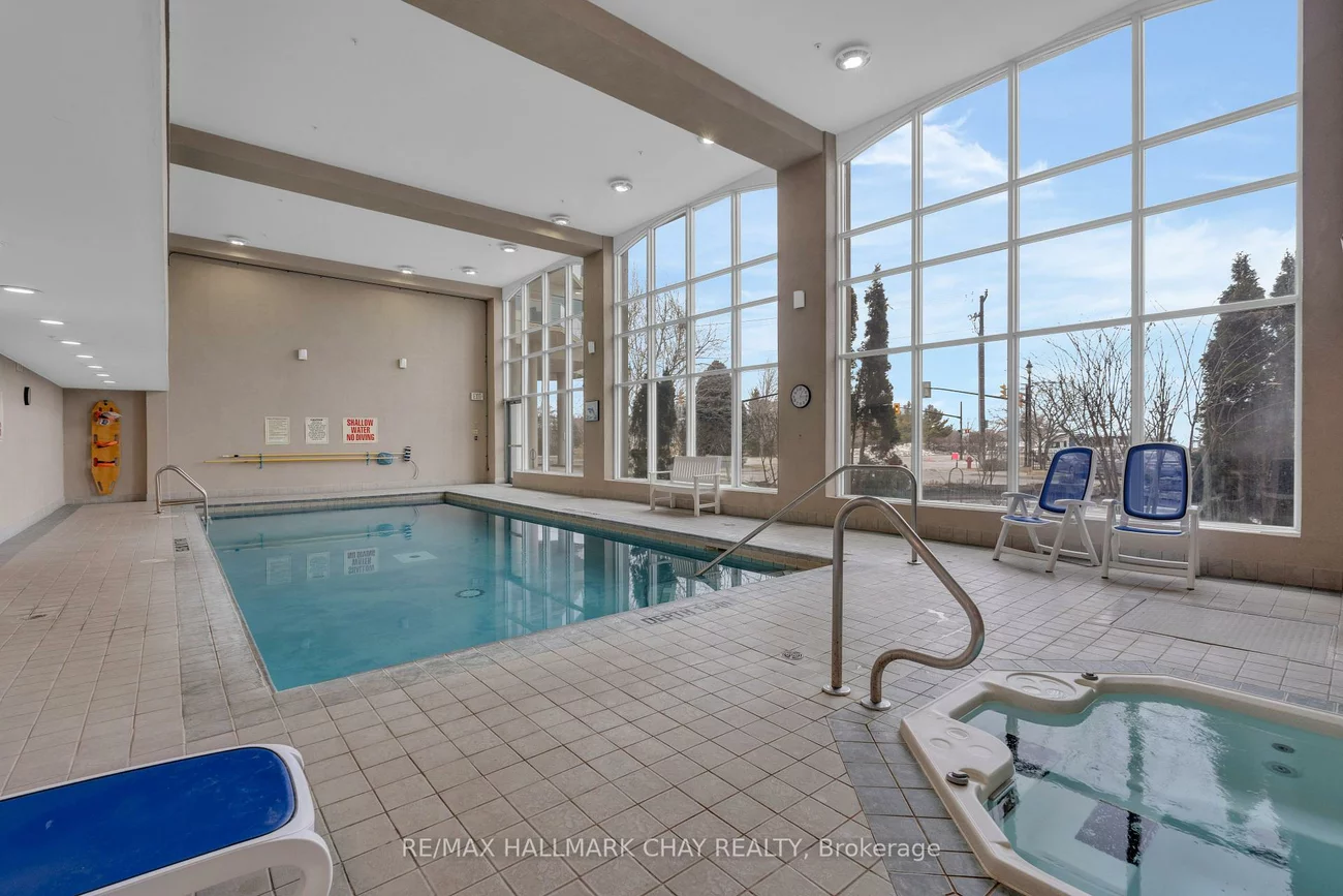 2, Toronto, City Centre, Barrie