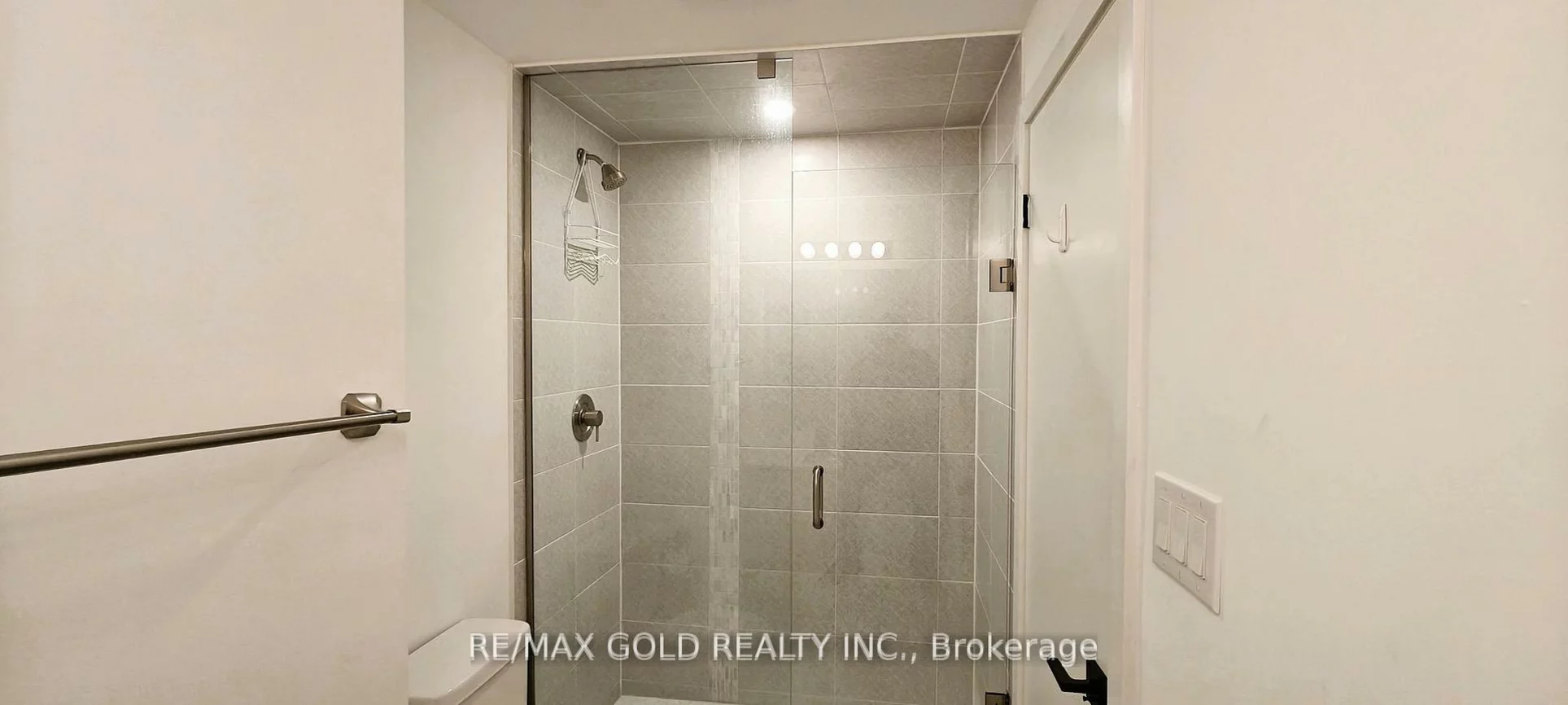 4, Spice, Innis-Shore, Barrie