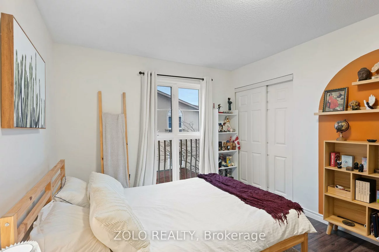 13, Cheltenham, Georgian Drive, Barrie