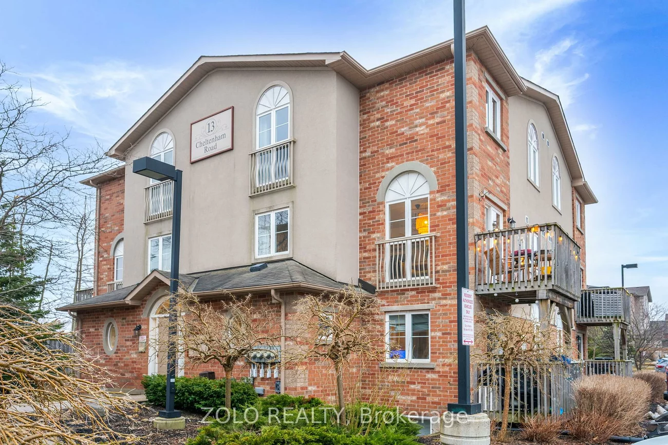 13, Cheltenham, Georgian Drive, Barrie
