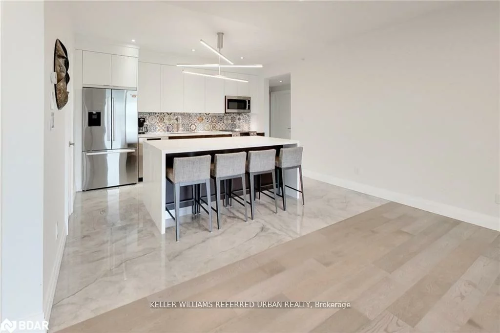 295, Cundles, Alliance, Barrie