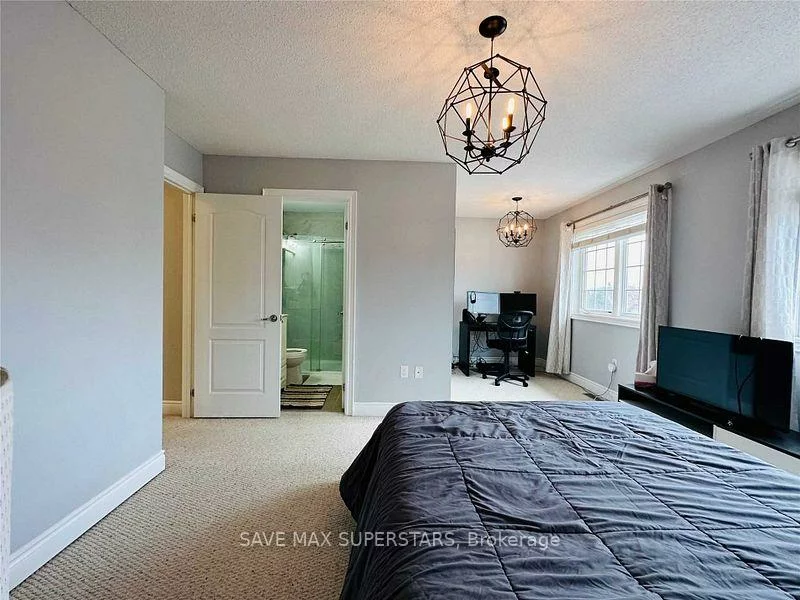 49, Ferndale, Ardagh, Barrie