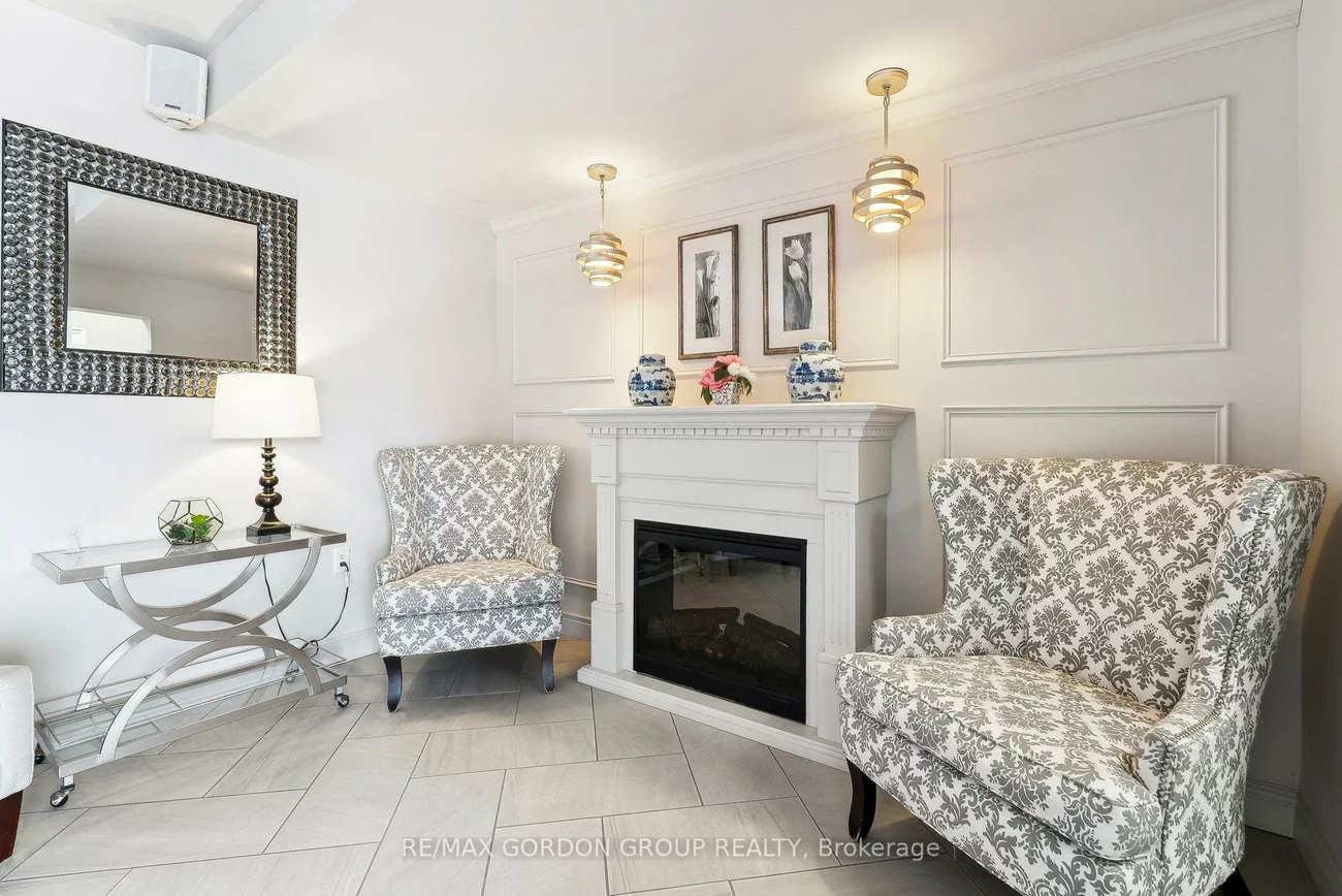 414, Blake, Codrington, Barrie