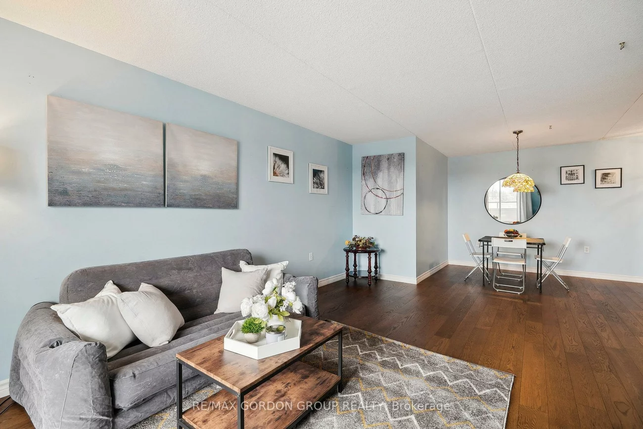 414, Blake, Codrington, Barrie