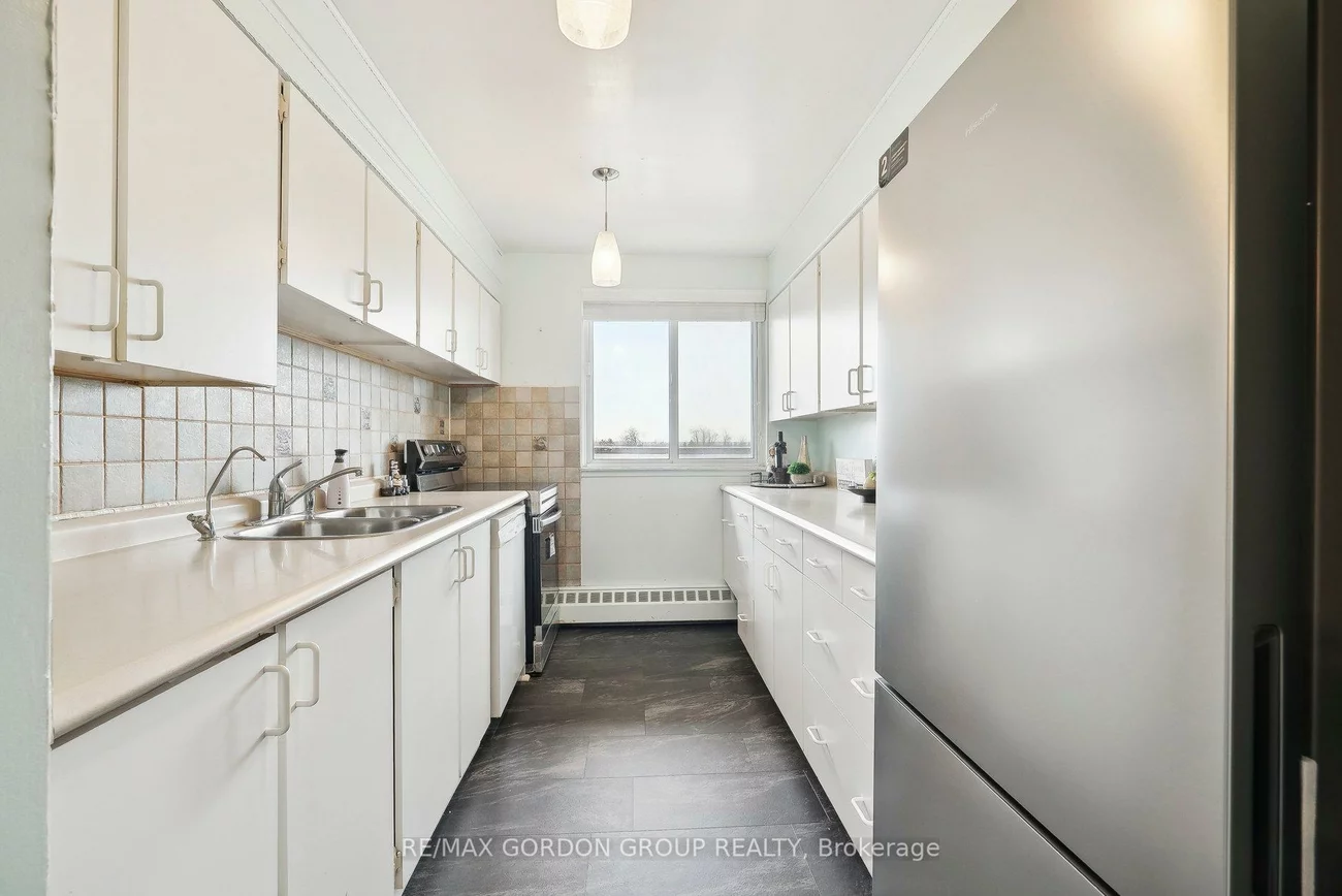 414, Blake, Codrington, Barrie