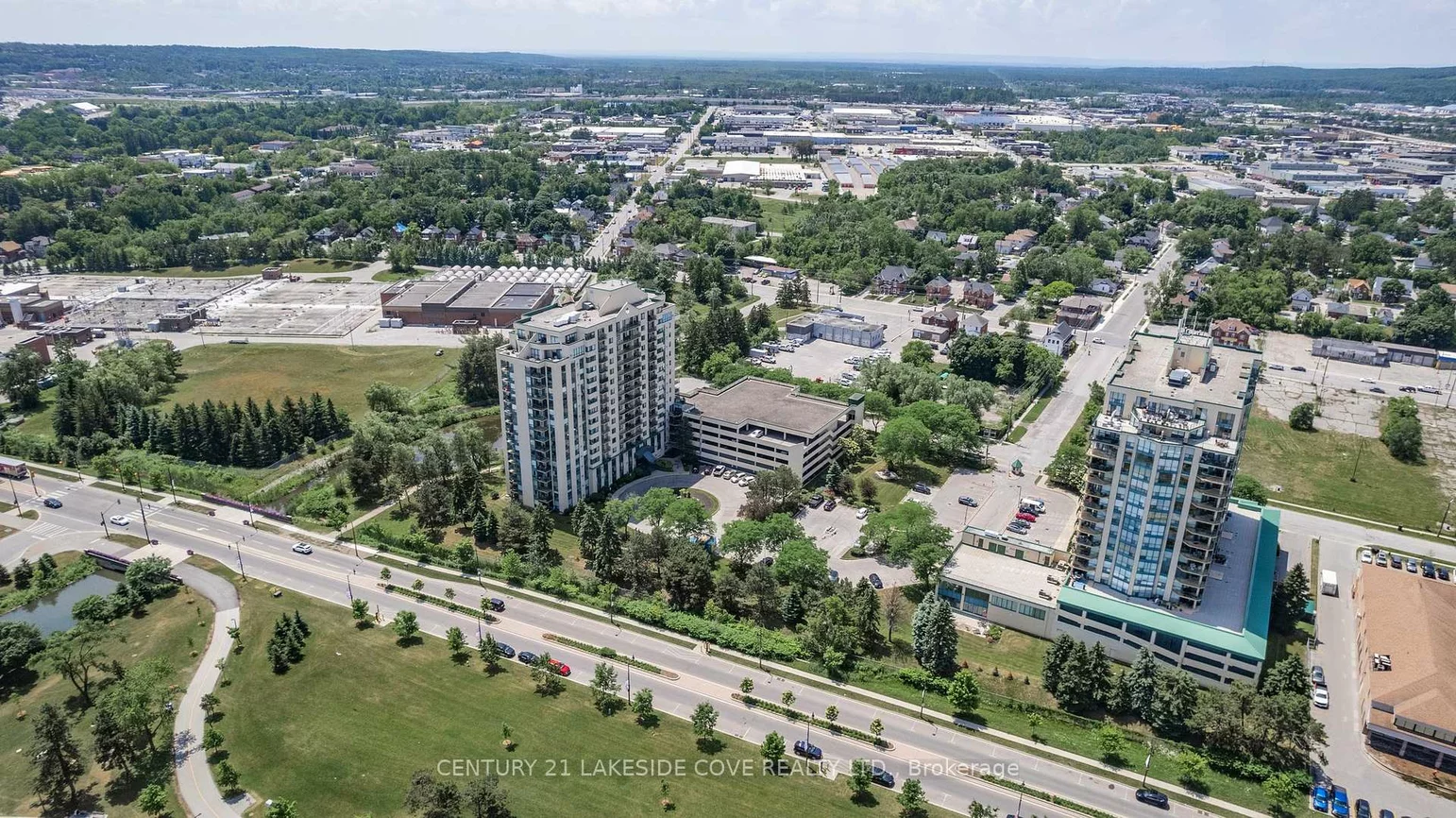 75, Ellen, City Centre, Barrie