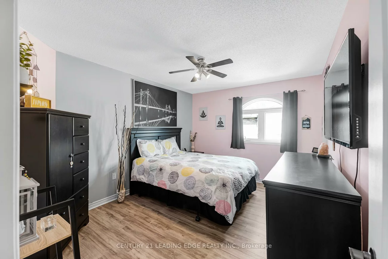 135, Syndenham Wells, Georgian Drive, Barrie