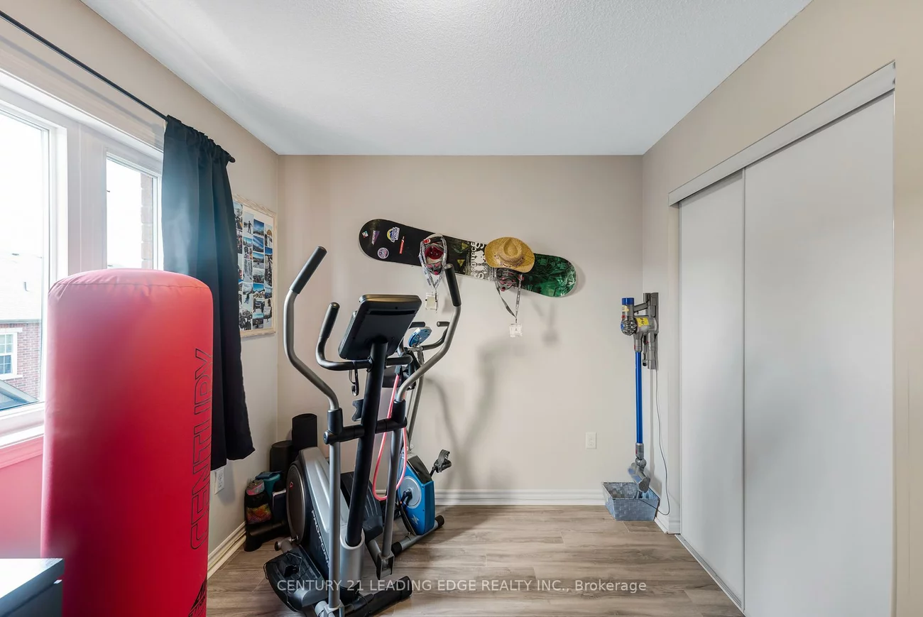 135, Syndenham Wells, Georgian Drive, Barrie