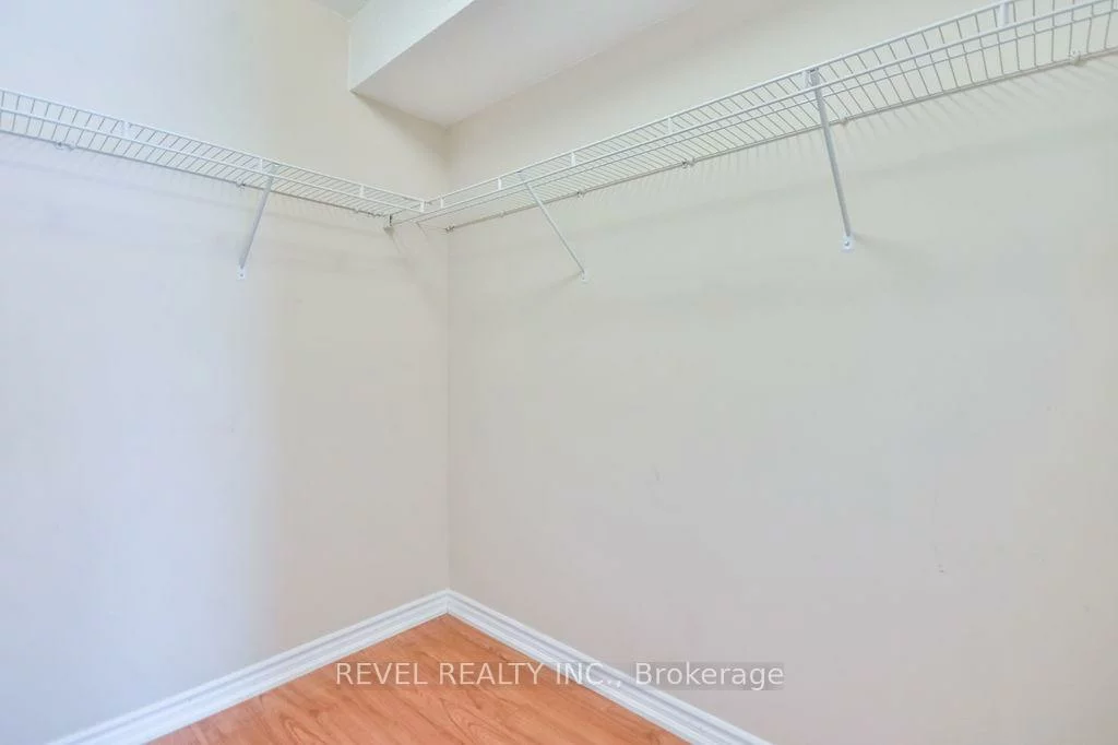 39, Coulter, Sunnidale, Barrie