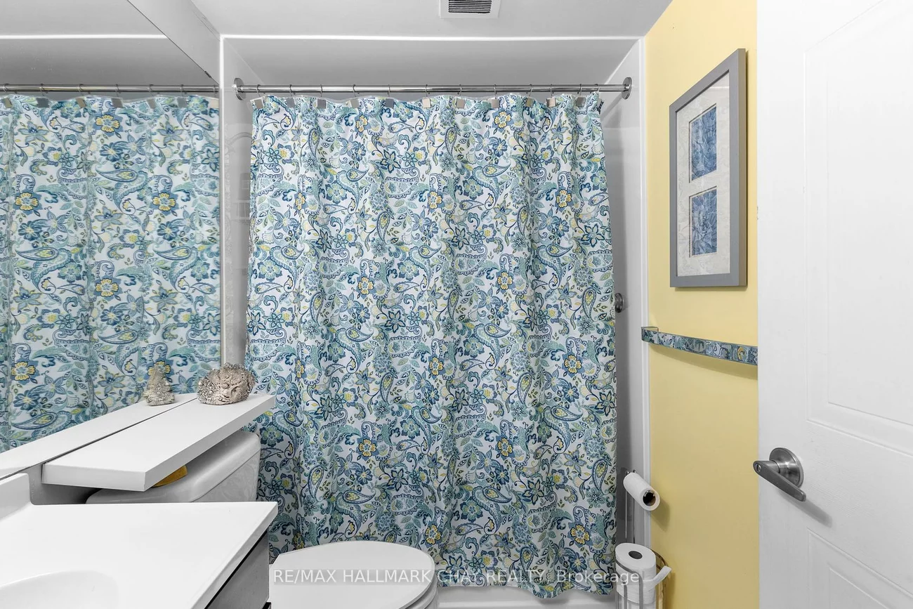 75, Ellen, City Centre, Barrie