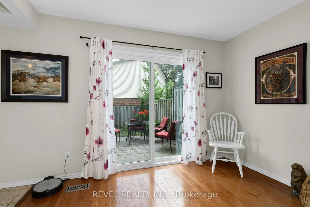 28, Donald, Queen's Park, Barrie