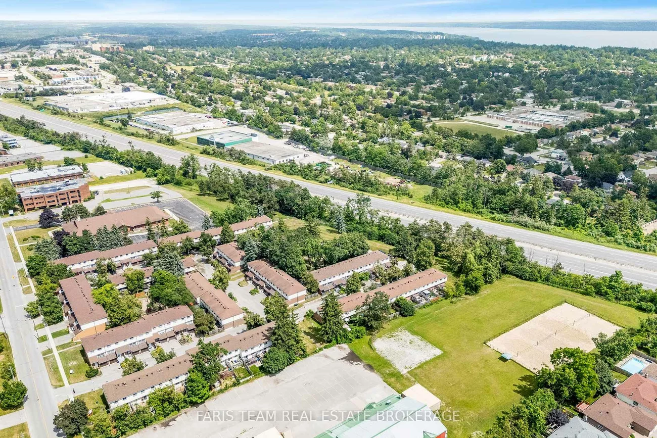 63, Ferris, Cundles East, Barrie