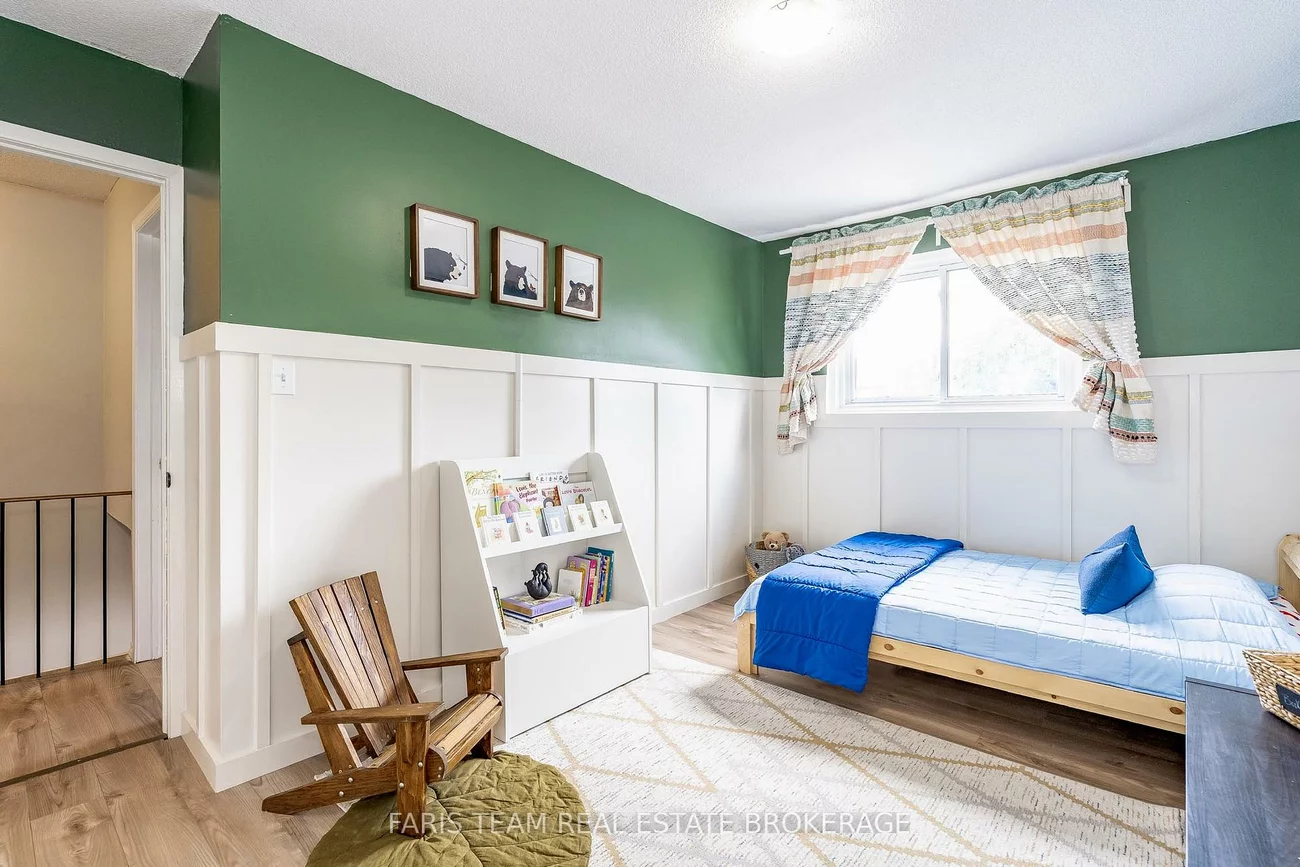 63, Ferris, Cundles East, Barrie