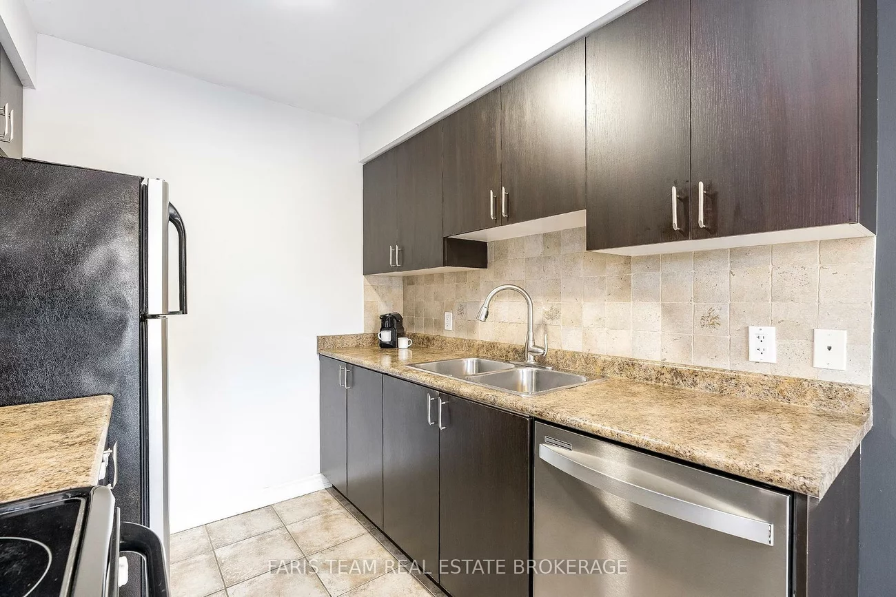 35, Southwoods, Holly, Barrie