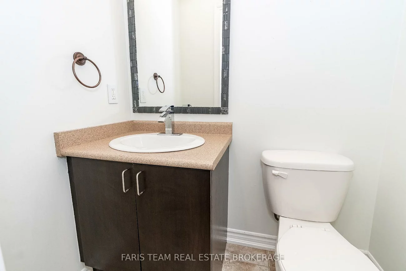 35, Southwoods, Holly, Barrie