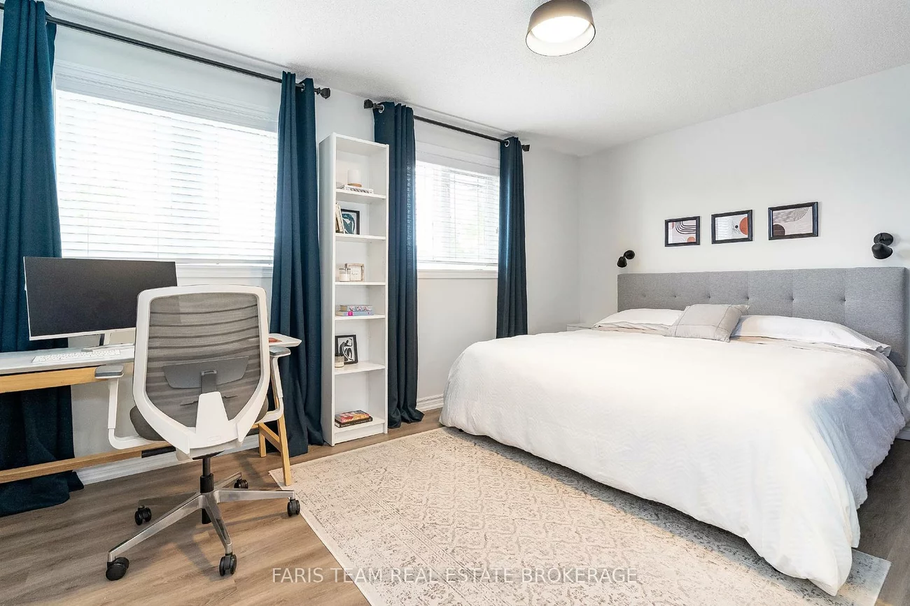 35, Southwoods, Holly, Barrie