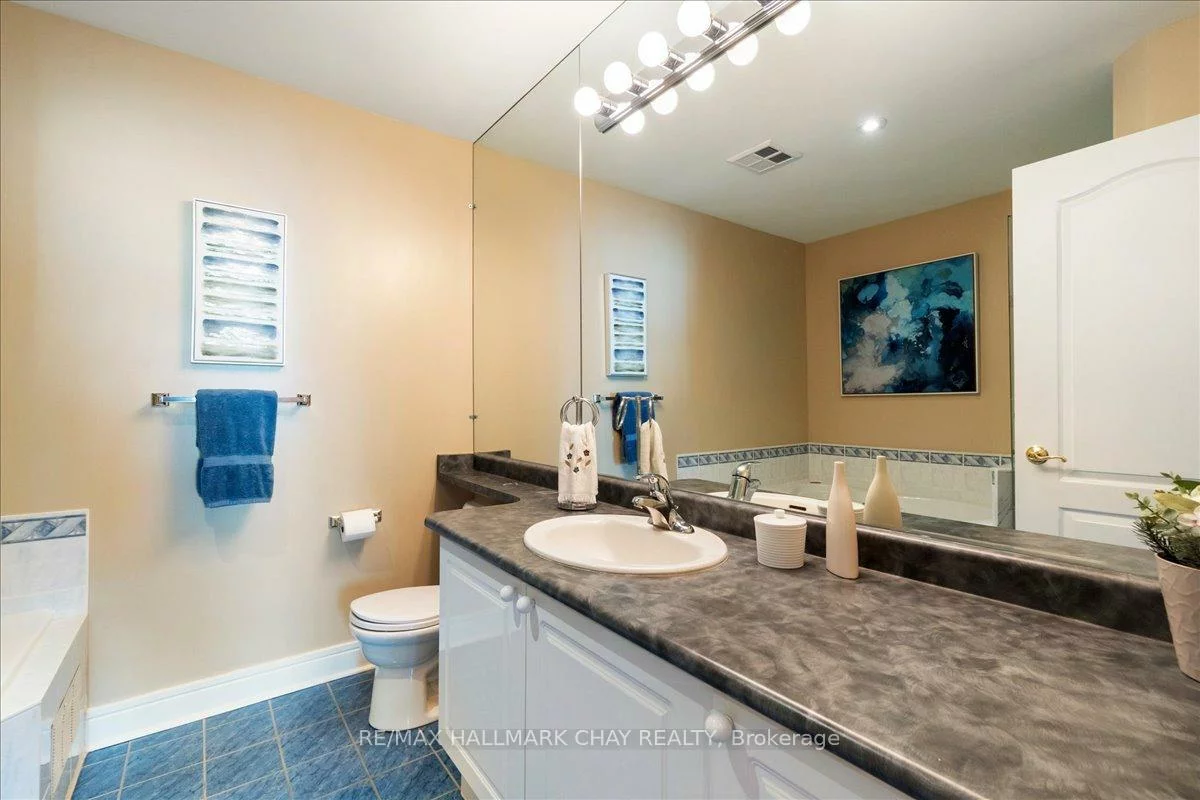 2, Toronto, Lakeshore, Barrie