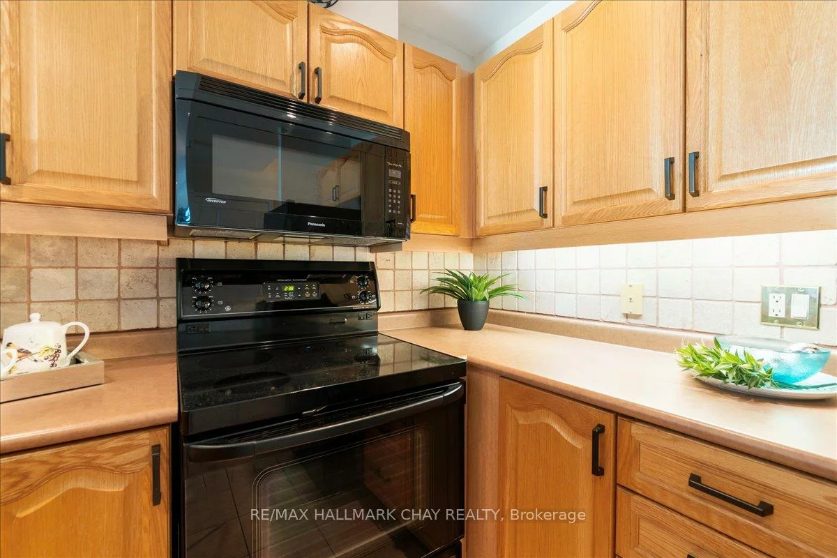 2, Toronto, Lakeshore, Barrie