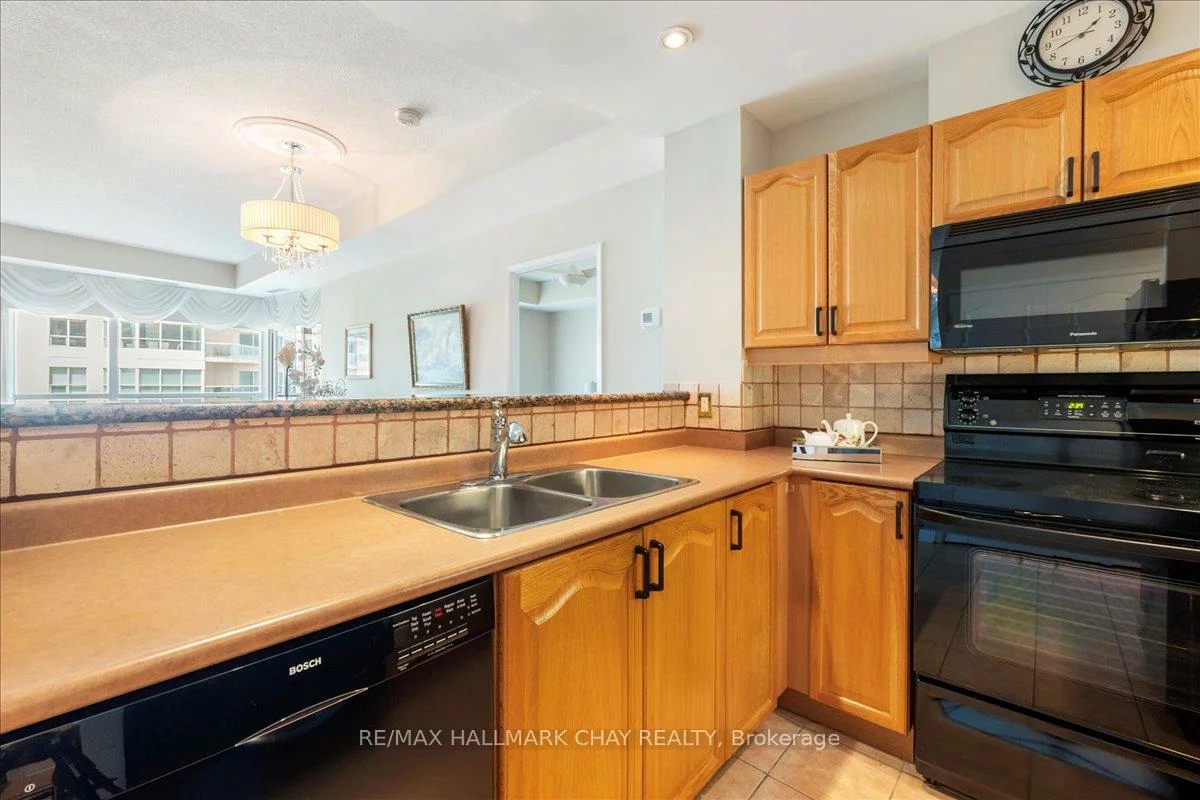 2, Toronto, Lakeshore, Barrie