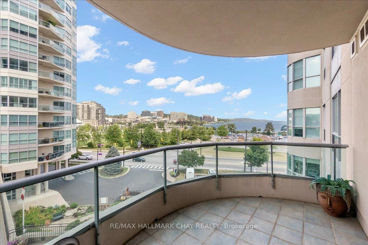 2, Toronto, Lakeshore, Barrie